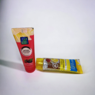 Asta Berry detan Face Wash And Everyouth Naturals Brigthning Lemon And Cherry Facewash
